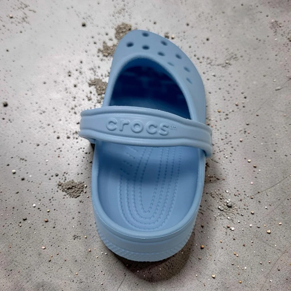 Crocs Classic Clog Men Size 13 Light Blue Slip On (Moon Jelly/Blue Calcite) NWT